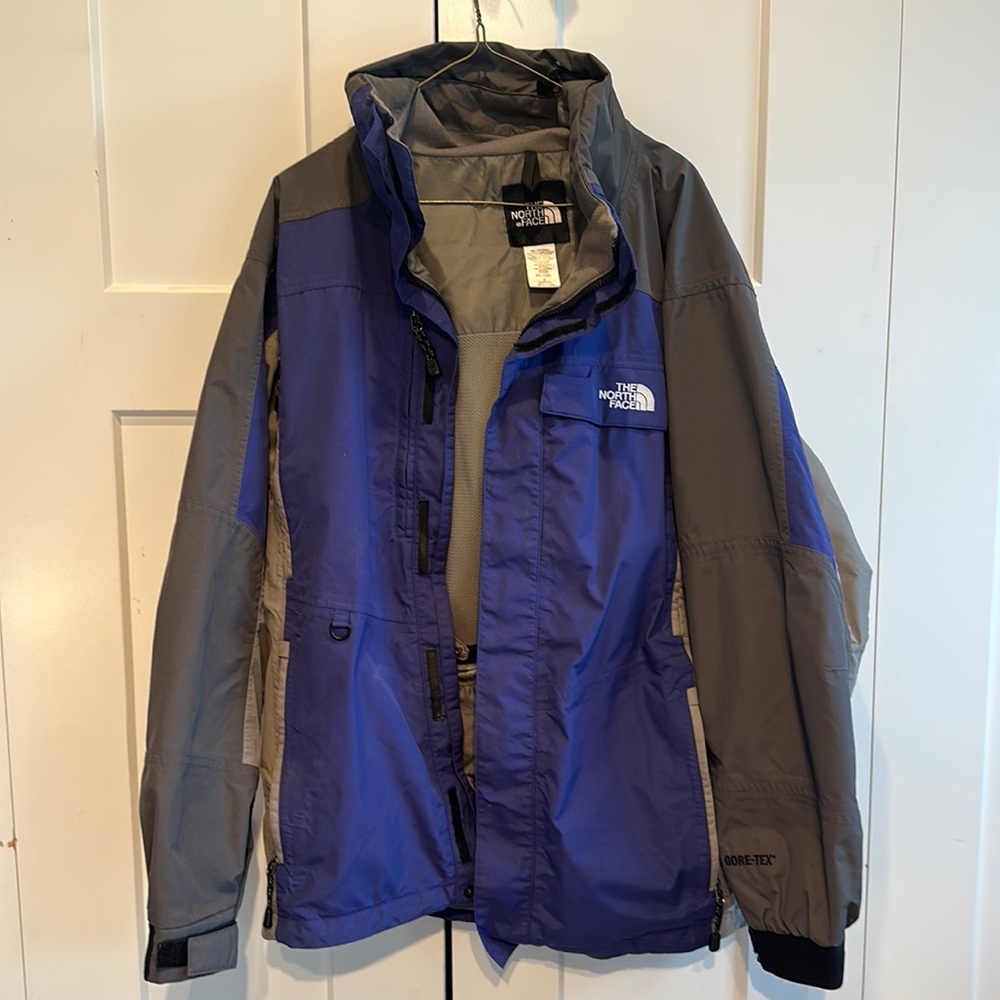 Vintage 1980s North Face Jacket with Removable Hood.